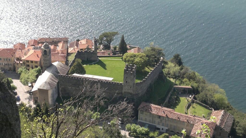 Al Castello Lejlighed Dervio Eksteriør billede